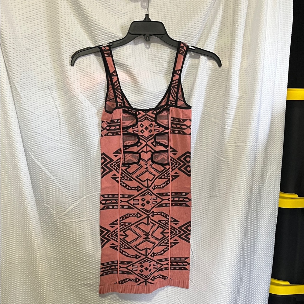 Geometric Patterned Pink And Black Mini Dress - image 4